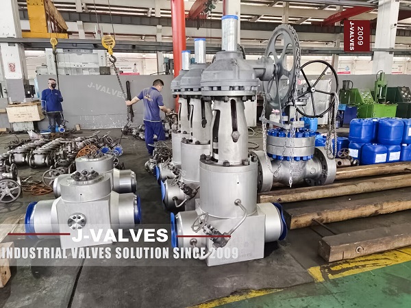 Material Selection And Structural Design of High Temperature And High Pressure Gate Valve