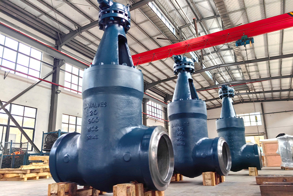 Pressure sealed gate valve