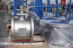 DN150 PN16 stainless steel 316L wafer flange ball valve.jpg