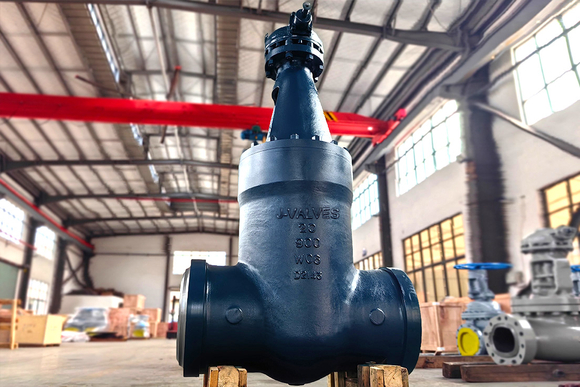Pressure sealed gate valve