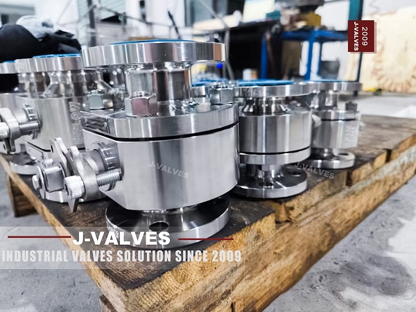 API 6D Ball Valves Vs GB/T 21465 Gate Valves: Application Comparison in Petrochemical Industry