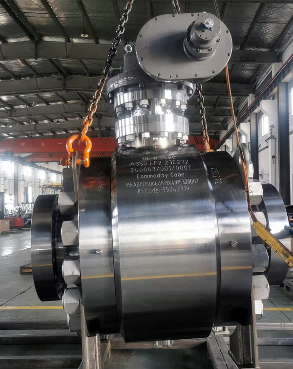 Large-sized high-pressure ball valve 2500LB 
